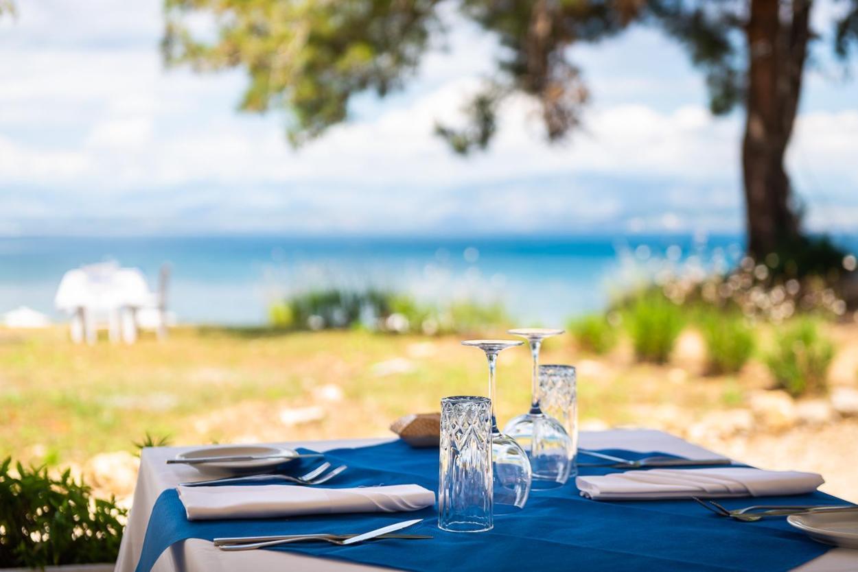 Villa Spiaggia Bianca Dafnila Esterno foto
